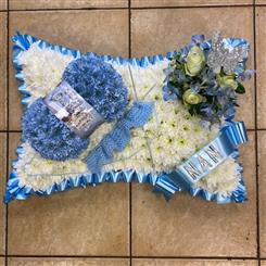Knitted Pillow 