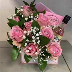 Pink envelope choc &amp; wine 